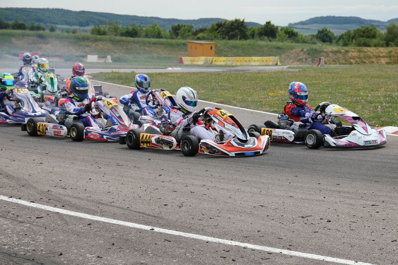 OK Junior Start Eichenberger Motorsport Schweiz | Auto Sport Schweiz