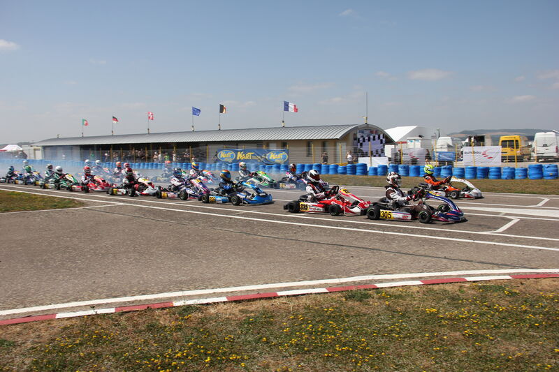 X30 Start Eichenberger Motorsport Suisse | Auto Sport Suisse