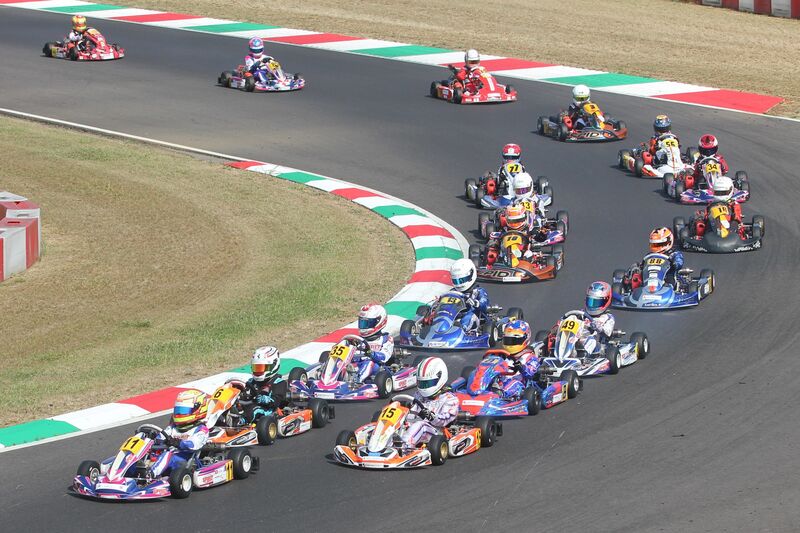 Start Super Mini Eichenberger Motorsport Suisse | Auto Sport Suisse