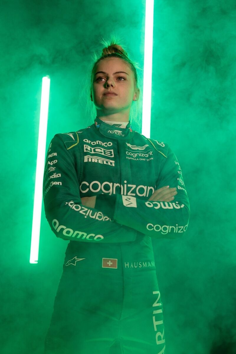 Tina Hausmann Aston Martin Motorsport Schweiz | Auto Sport Schweiz